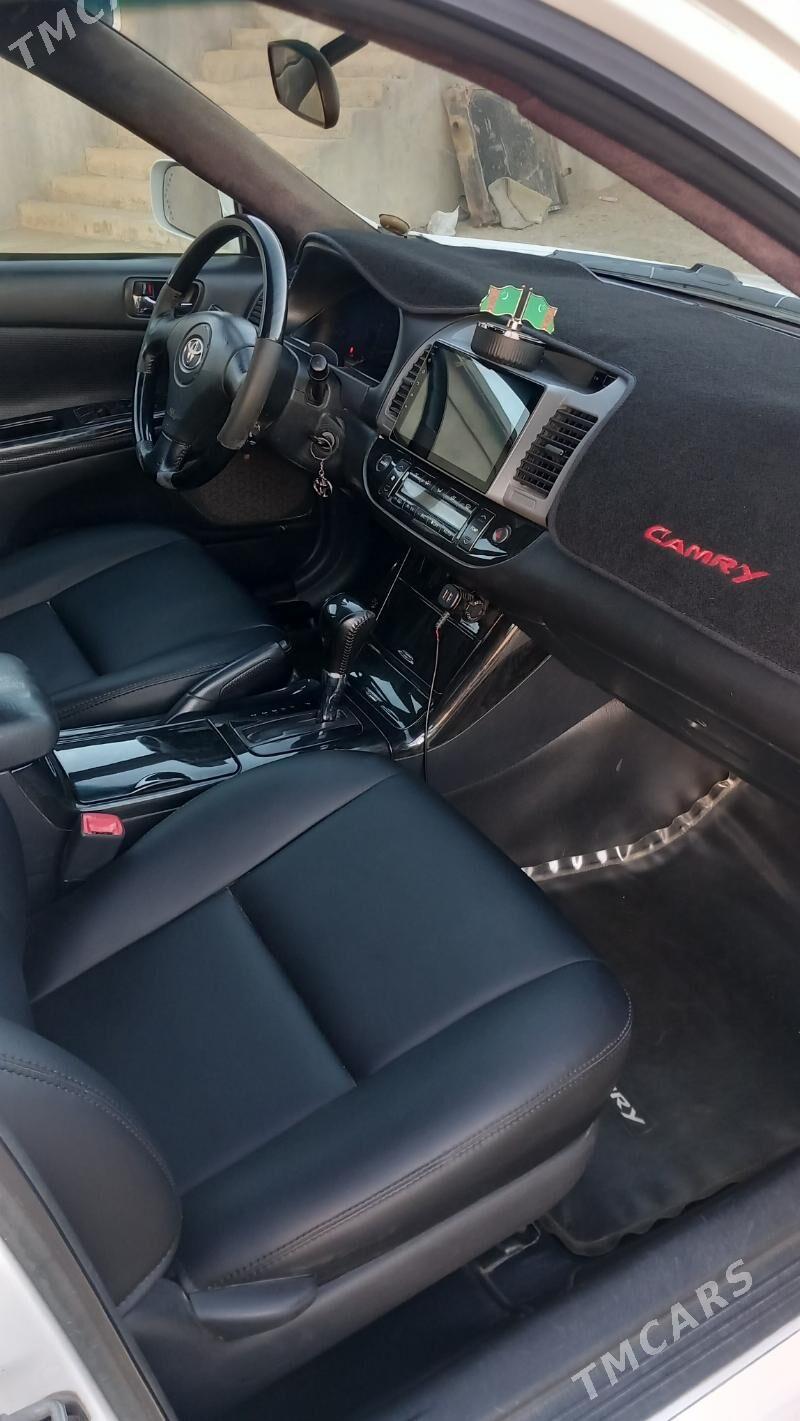 Toyota Camry 2005 - 240 000 TMT - Bäherden - img 6