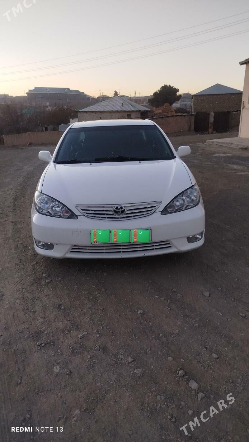 Toyota Camry 2005 - 240 000 TMT - Bäherden - img 3