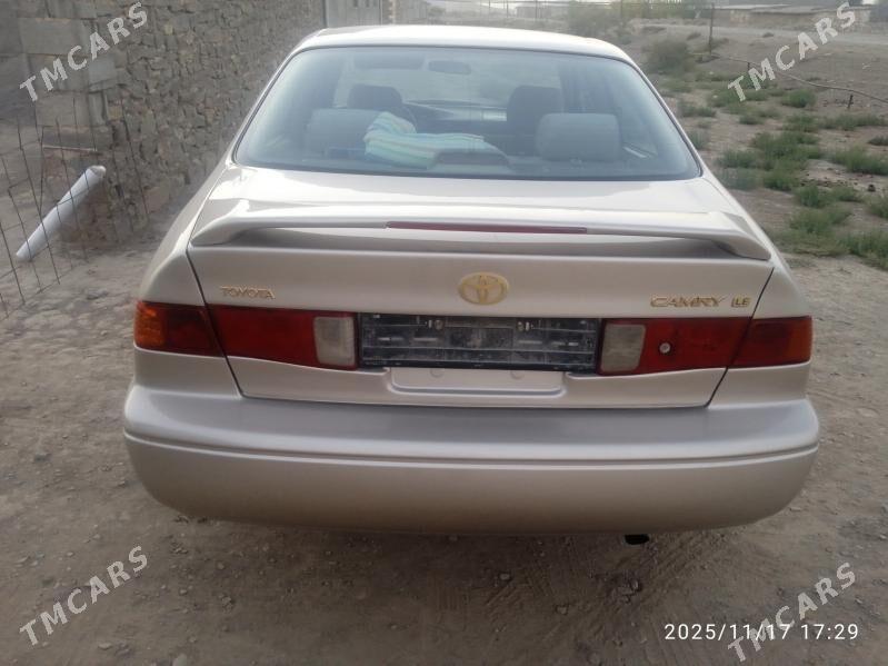 Toyota Camry 2000 - 170 000 TMT - Magdanly - img 5