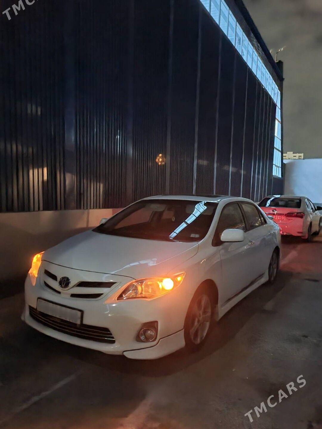 Toyota Corolla 2011 - 190 000 TMT - Ашхабад - img 2