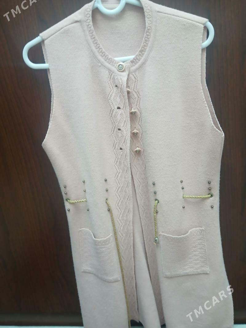 7-sany źempr kostýumlar bile - Büzmeýin - img 4