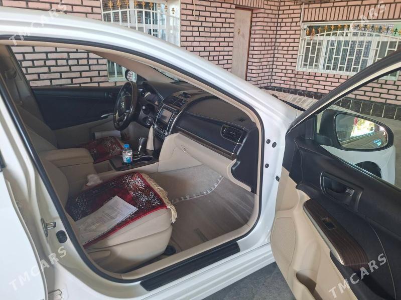 Toyota Camry 2013 - 230 000 TMT - Бахарден - img 5