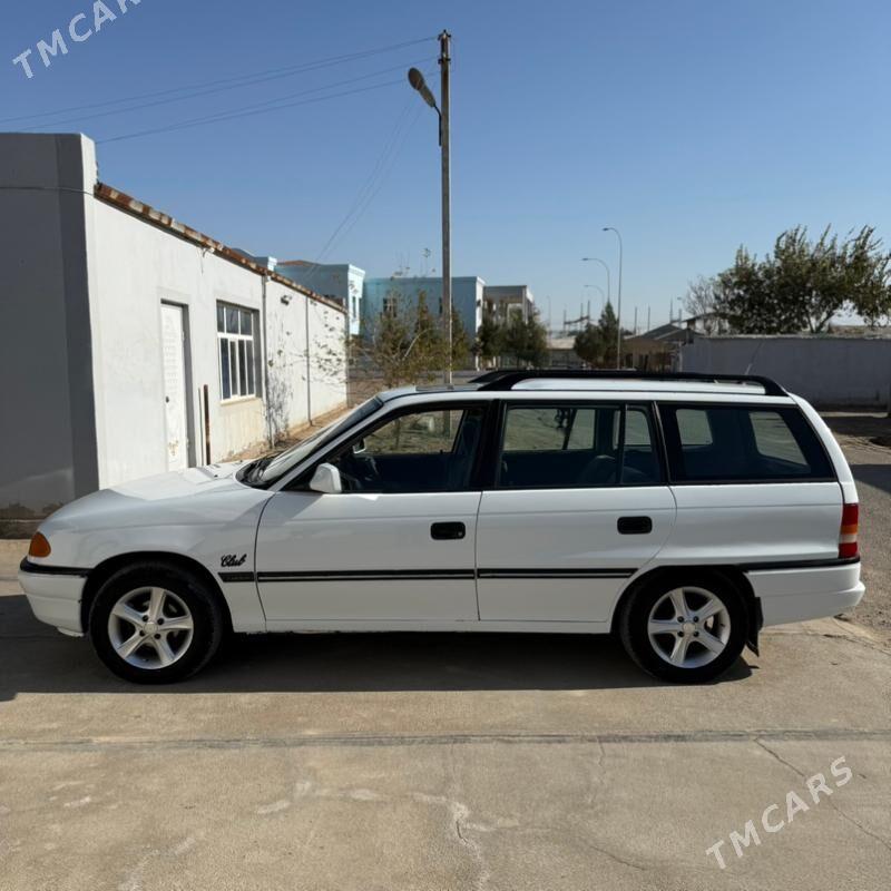 Opel Astra 1992 - 40 000 TMT - Байрамали - img 1