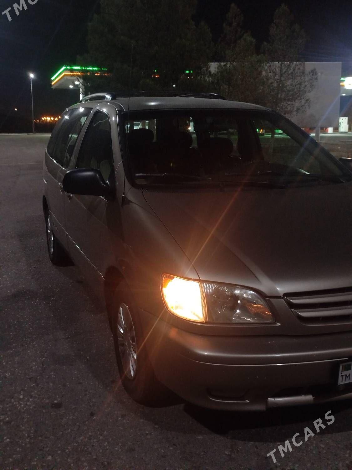 Toyota Sienna 2002 - 170 000 TMT - Türkmenbaşy - img 8