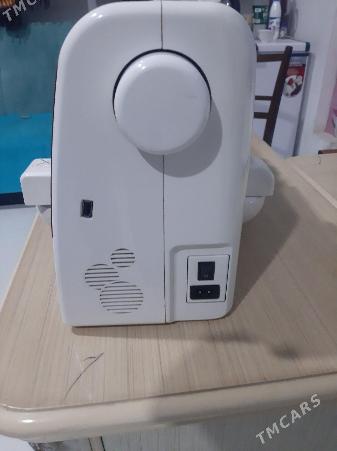 janome E 230 gyzyl ekran - Mary - img 3