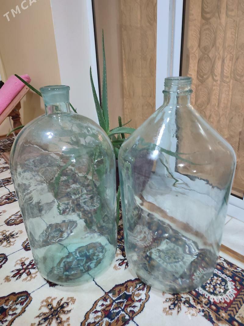 Banka 20 literilik. (балон) - Туркменбаши - img 2