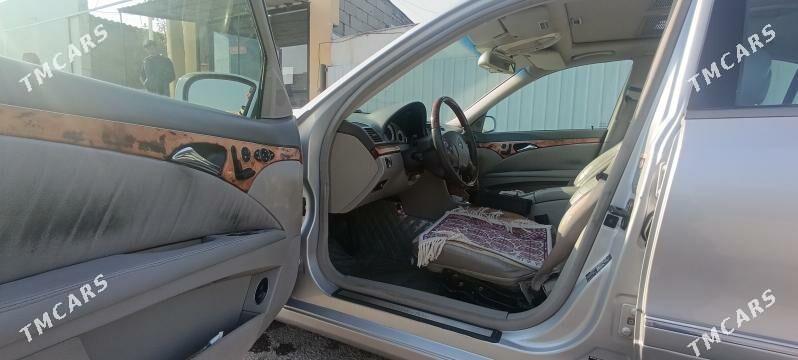 Mercedes-Benz E320 2003 - 160 000 TMT - Bäherden - img 3