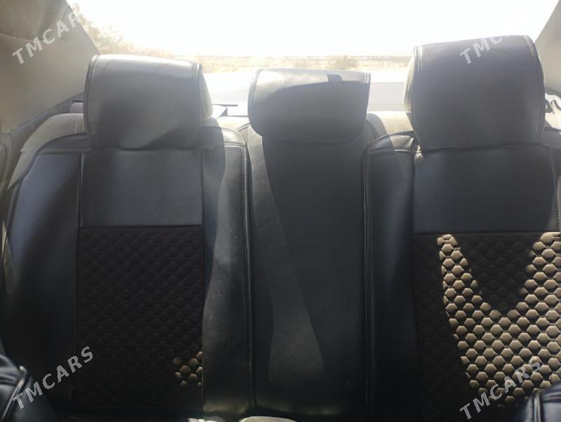 Toyota Corolla 2010 - 150 000 TMT - Ёлётен - img 5