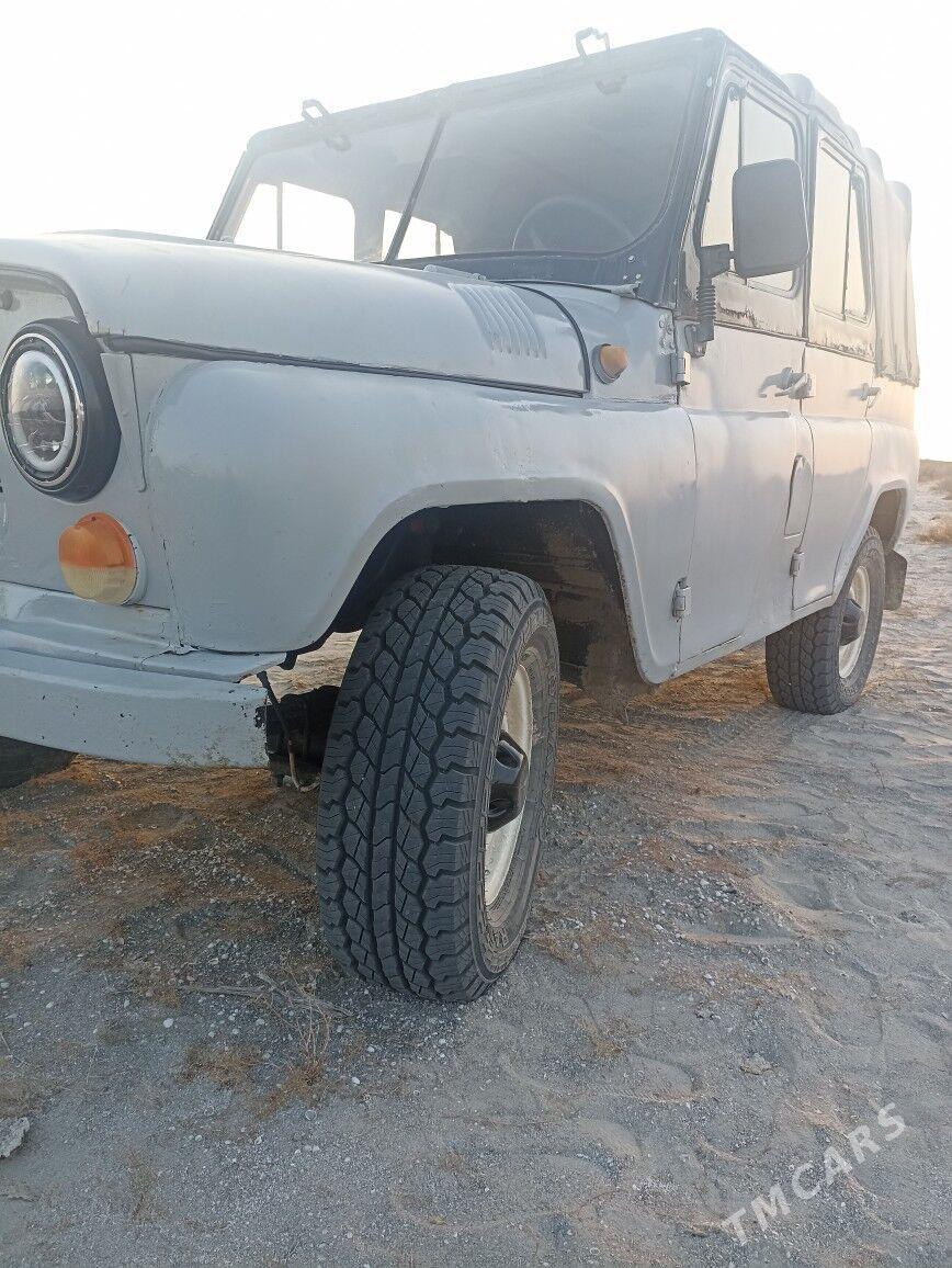 UAZ 469 1980 - 36 000 TMT - Джебел - img 4