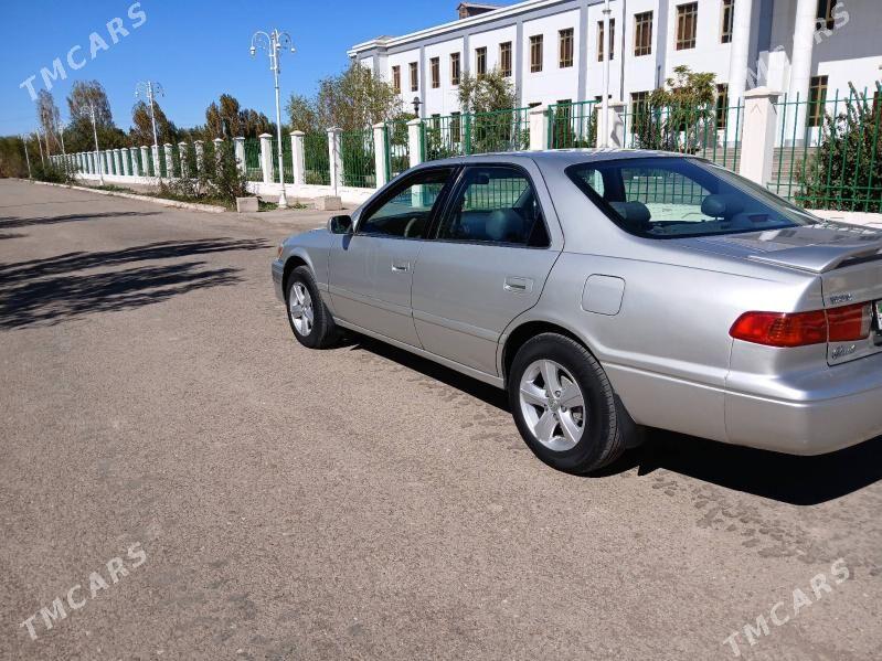 Toyota Camry 2000 - 158 000 TMT - Boldumsaz - img 1