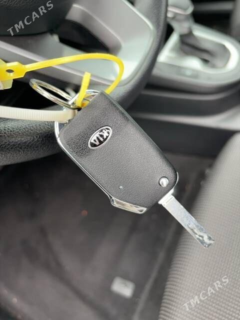 Kia Forte 2021 - 137 550 TMT - Бедев - img 5