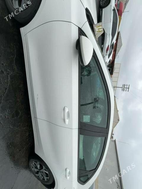 Kia Forte 2021 - 137 550 TMT - Бедев - img 3