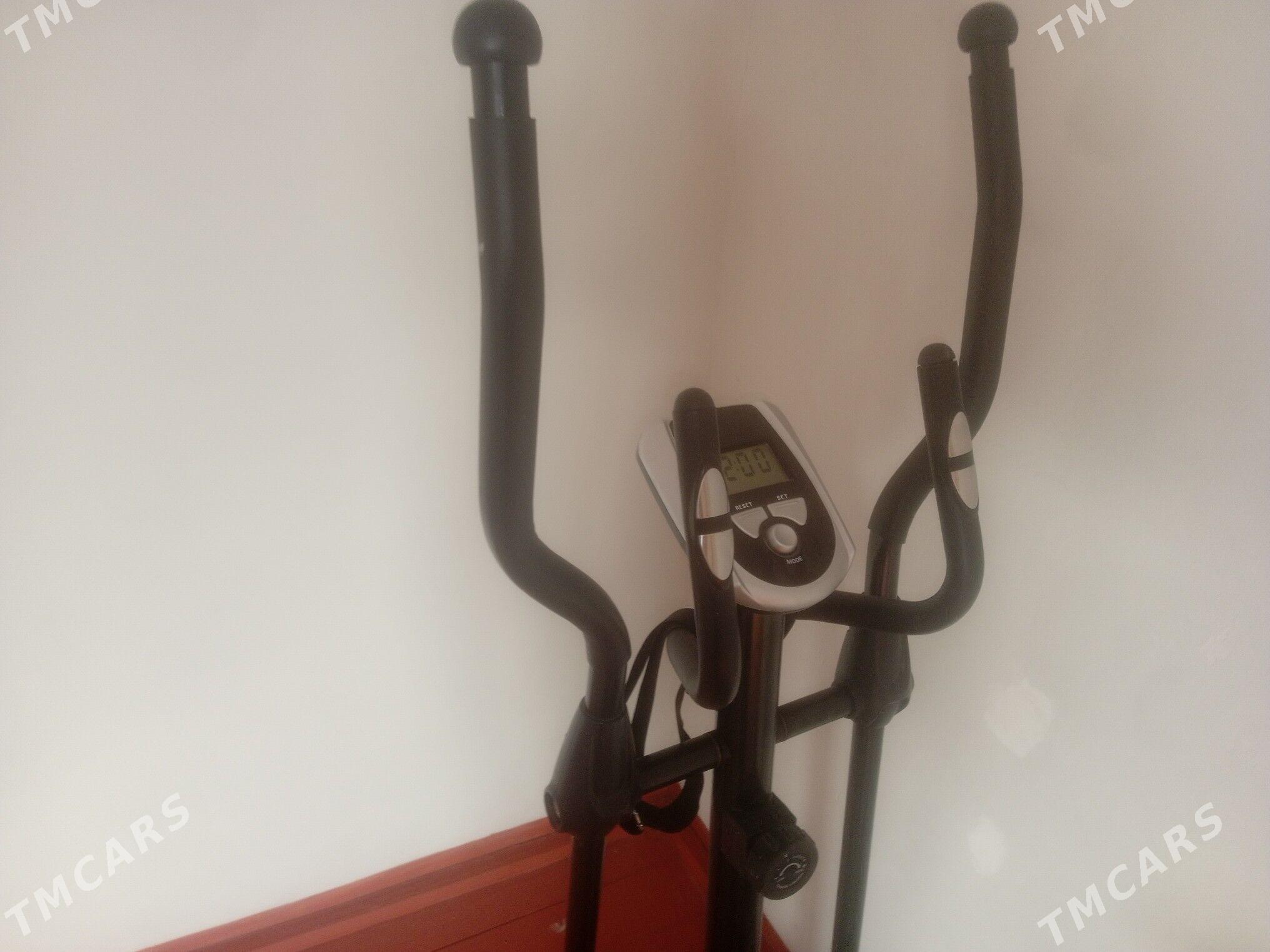 elliptiki trenažor - Akdepe - img 1