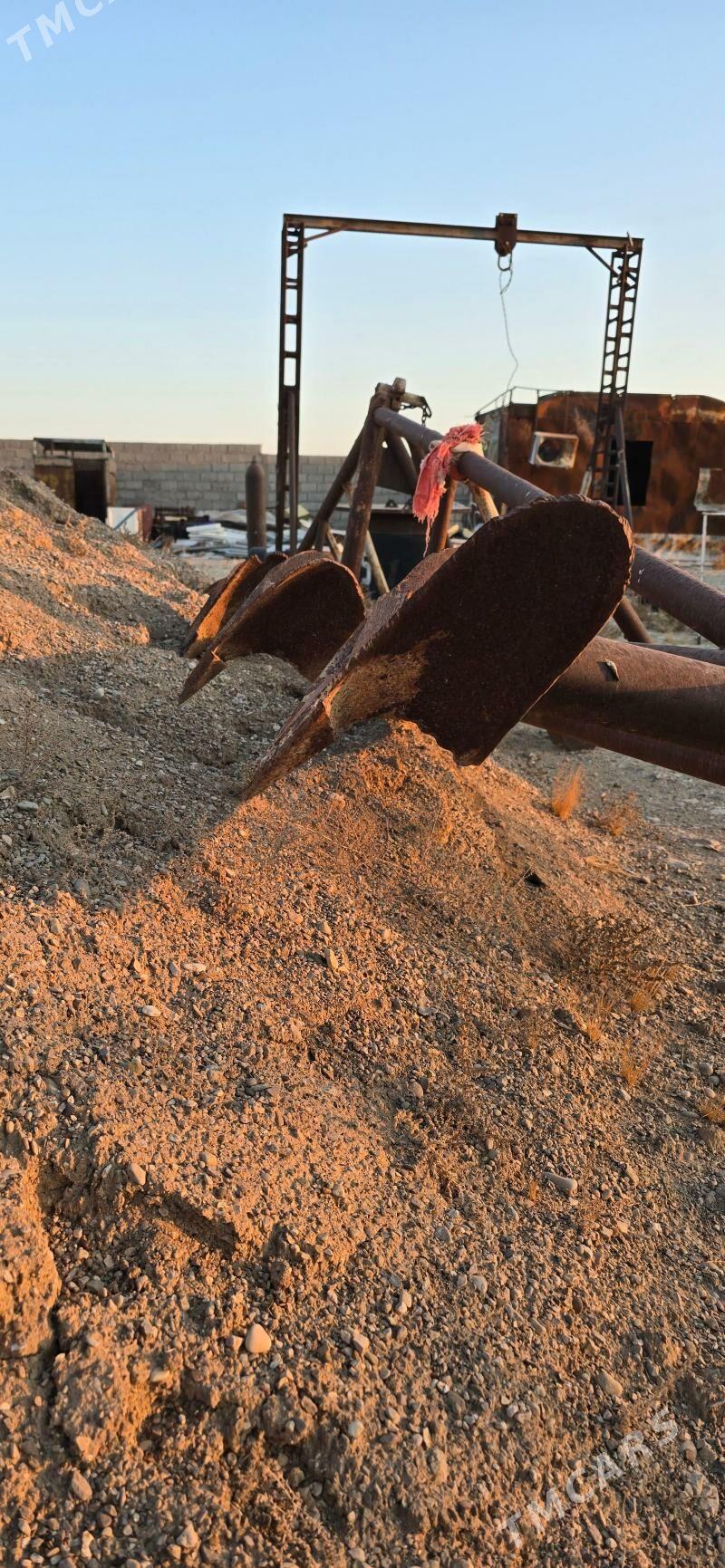 70lik joýa - Балканабат - img 3