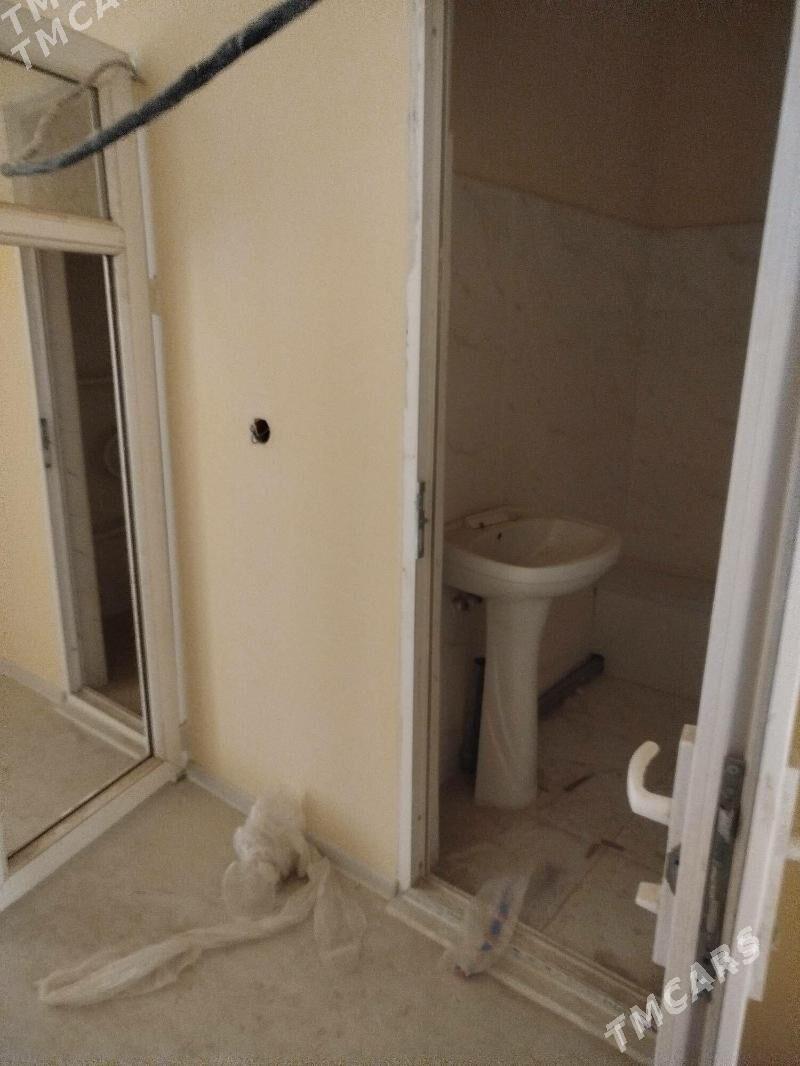 Бахар базар 1этаж 2ком 115м² - Дашогуз - img 5