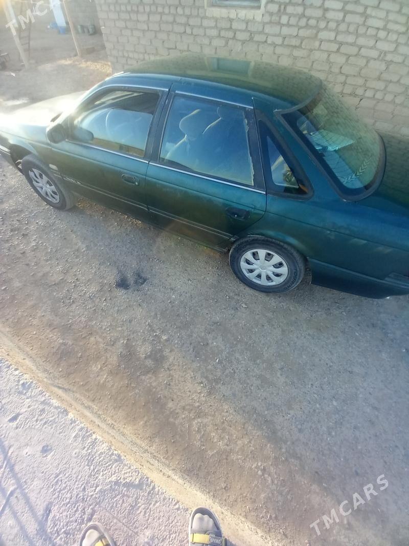 Ford Taurus 1995 - 20 000 TMT - Теджен - img 1