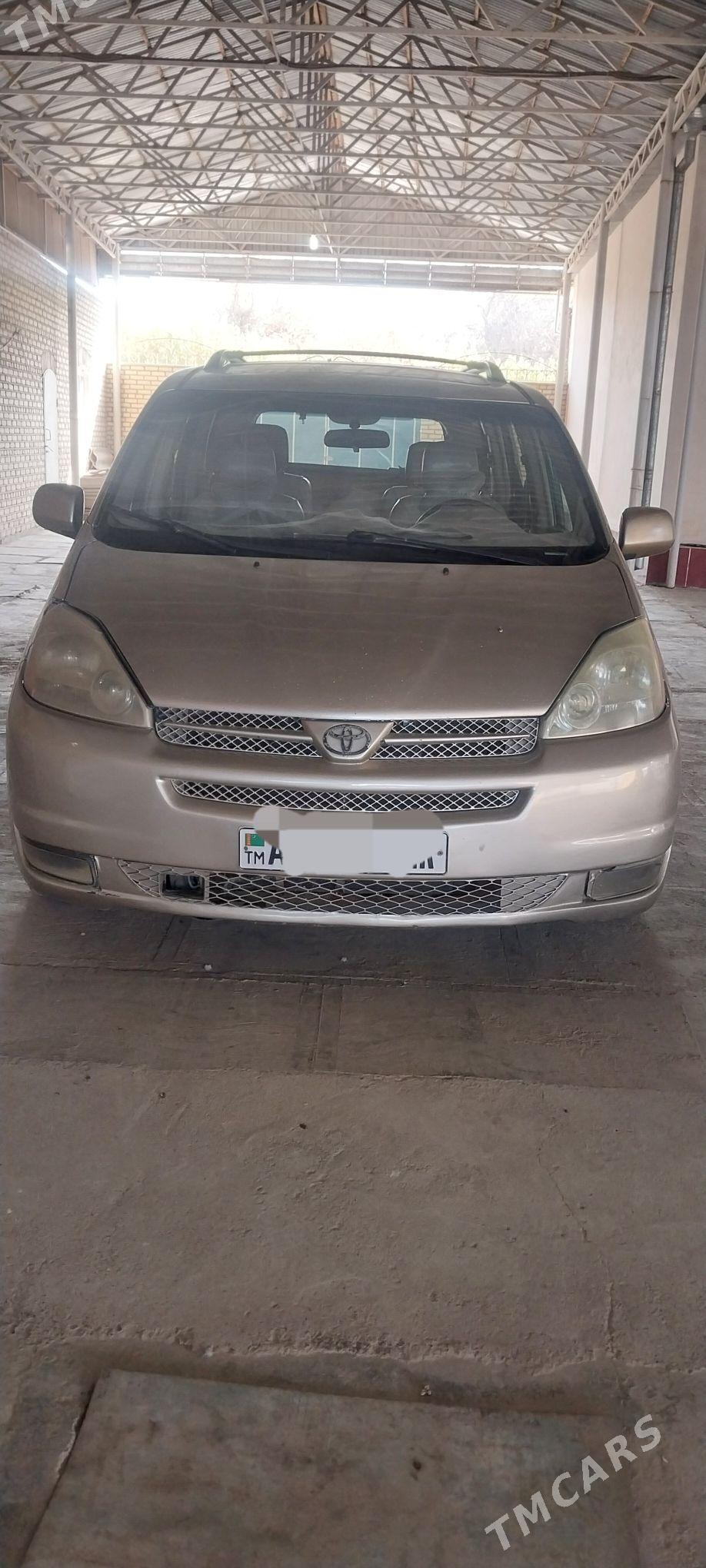 Toyota Sienna 2005 - 175 000 TMT - Туркменгала - img 4