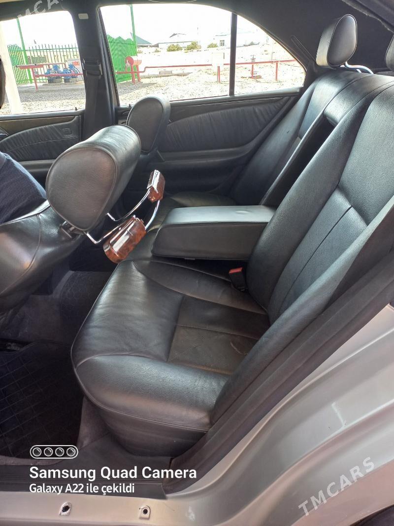 Mercedes-Benz E320 1997 - 85 000 TMT - Туркменбаши - img 8