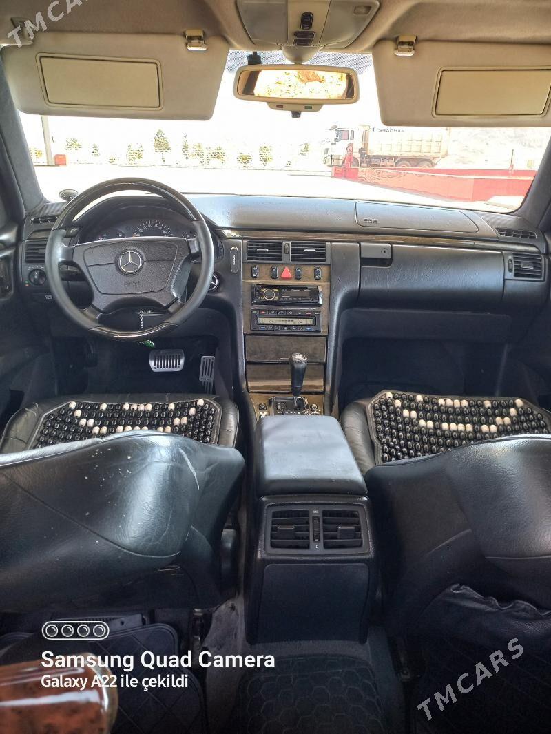 Mercedes-Benz E320 1997 - 85 000 TMT - Туркменбаши - img 9