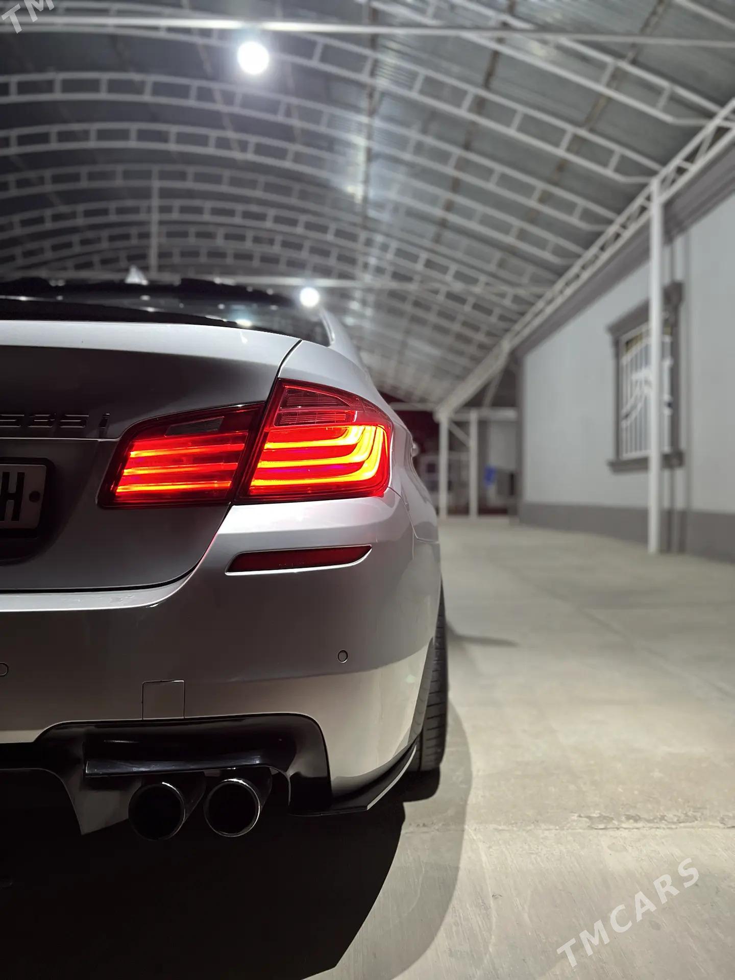 BMW F10 2010 - 290 000 TMT - Бахарден - img 4