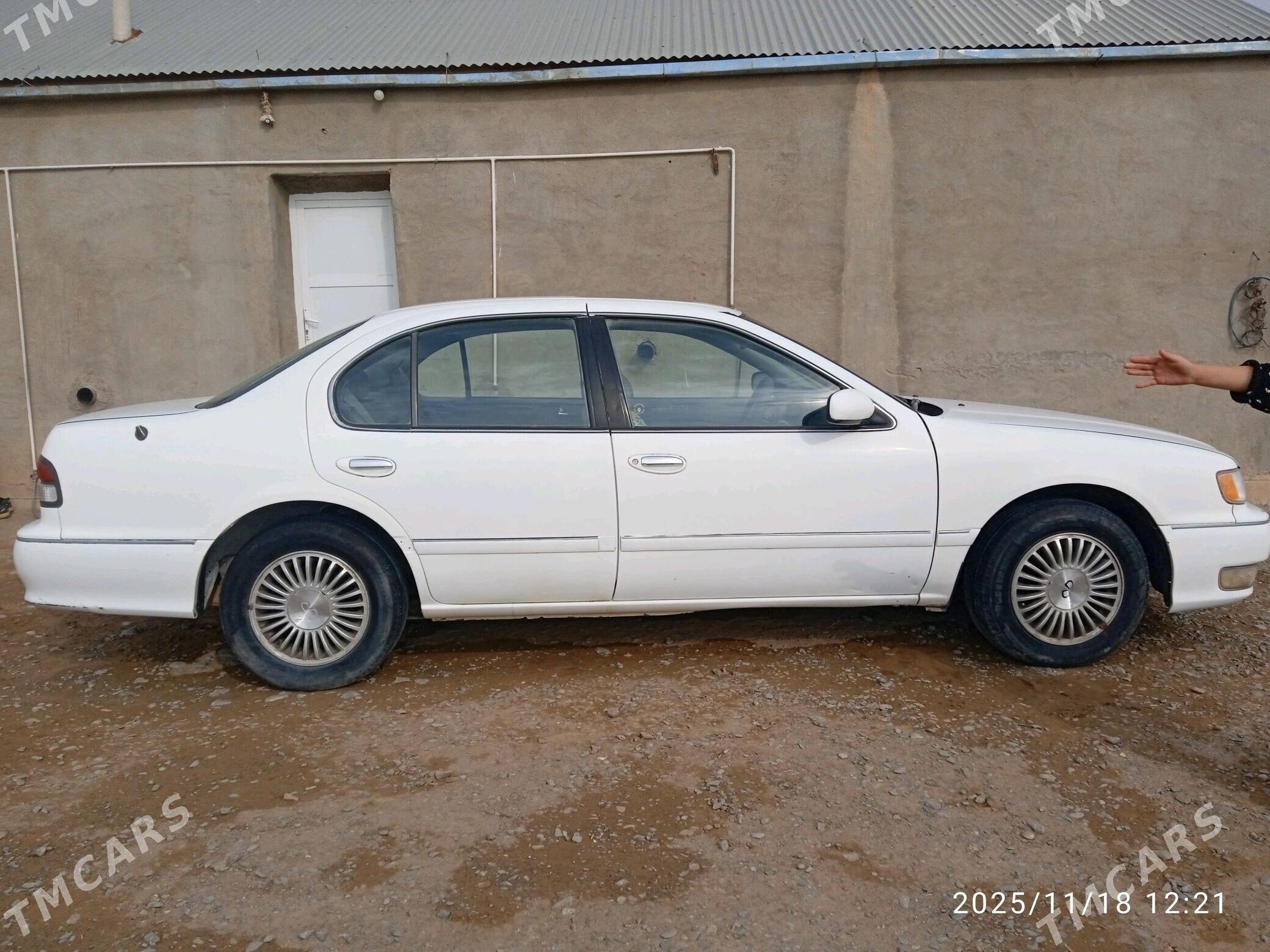 Nissan Maxima 1998 - 32 000 TMT - Ак-Бугдайский этрап - img 3