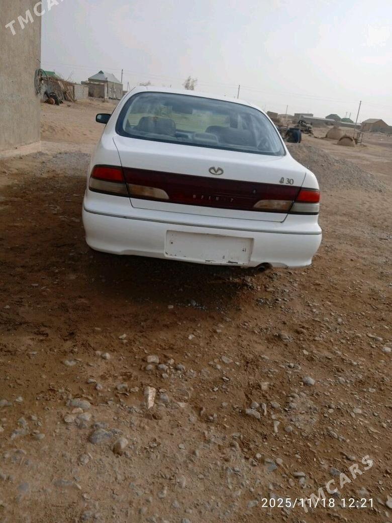 Nissan Maxima 1998 - 32 000 TMT - Ак-Бугдайский этрап - img 2