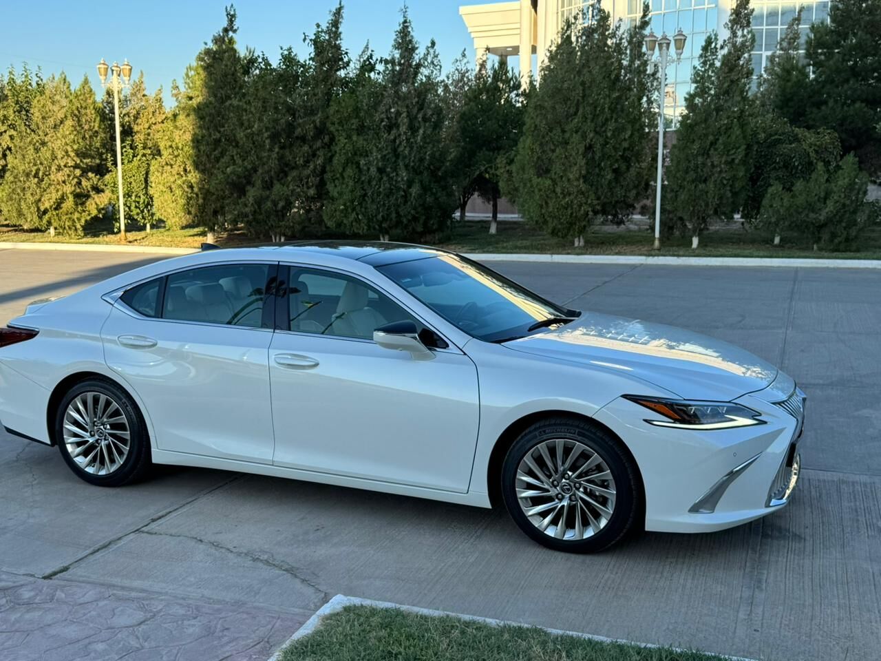 Lexus ES 350 2021 - 627 200 TMT - Мары - img 6