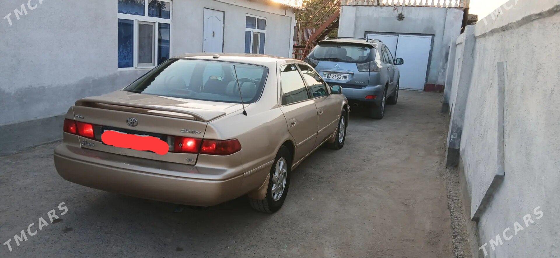 Toyota Camry 1999 - 130 000 TMT - Огуз хан - img 4