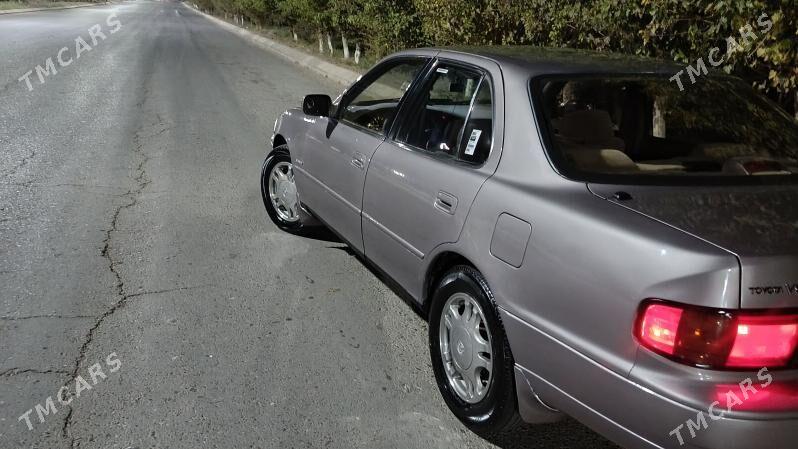Toyota Camry 1993 - 110 000 TMT - Baýramaly - img 4