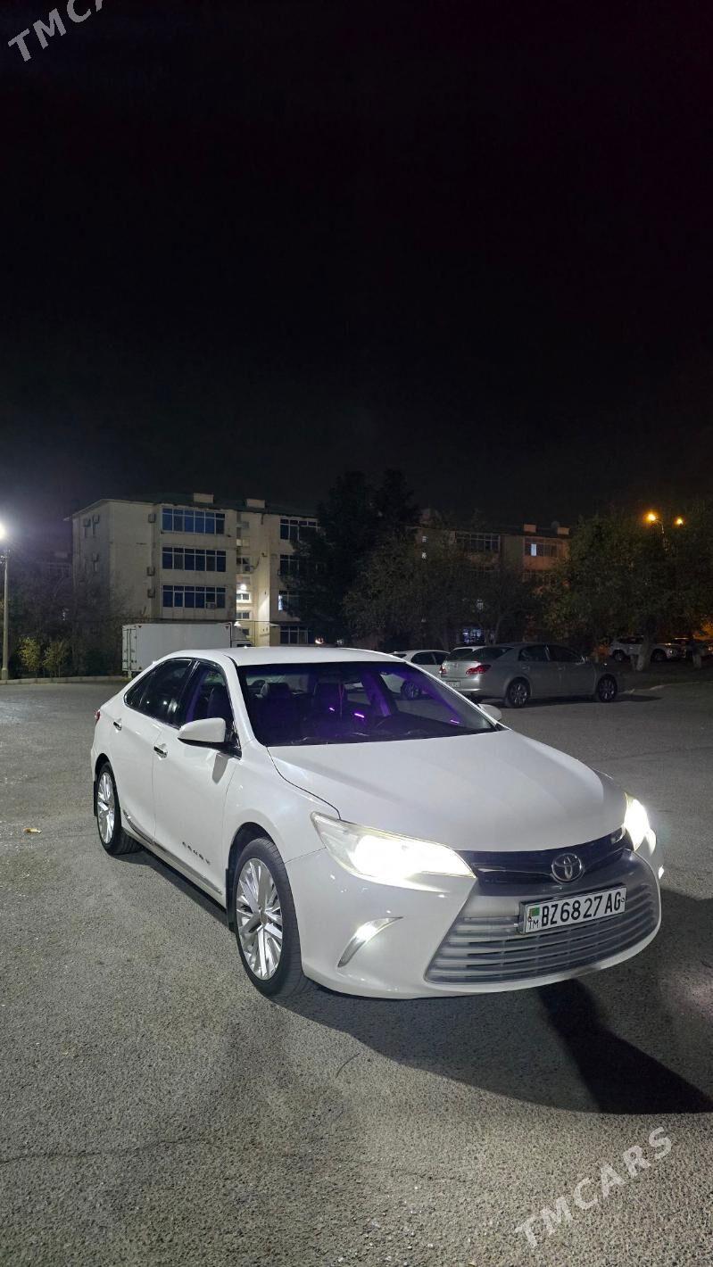 Toyota Camry 2017 - 240 000 TMT - 9 мкр - img 3