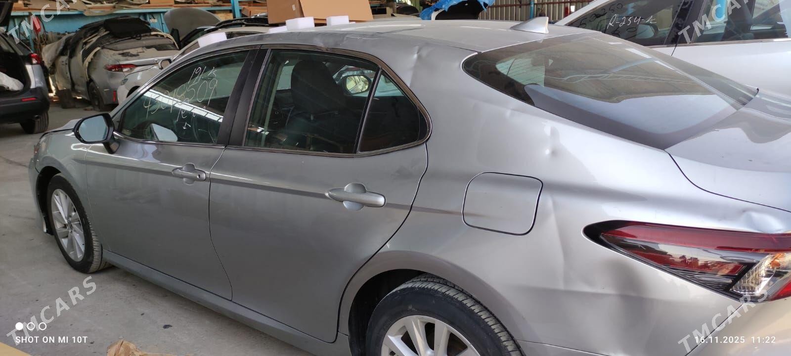 Toyota Camry 2022 - 250 000 TMT - Балканабат - img 4