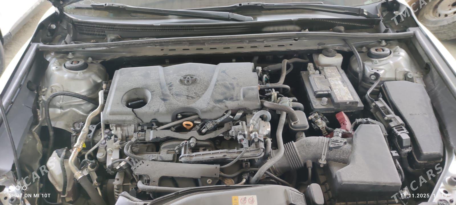 Toyota Camry 2022 - 250 000 TMT - Балканабат - img 9