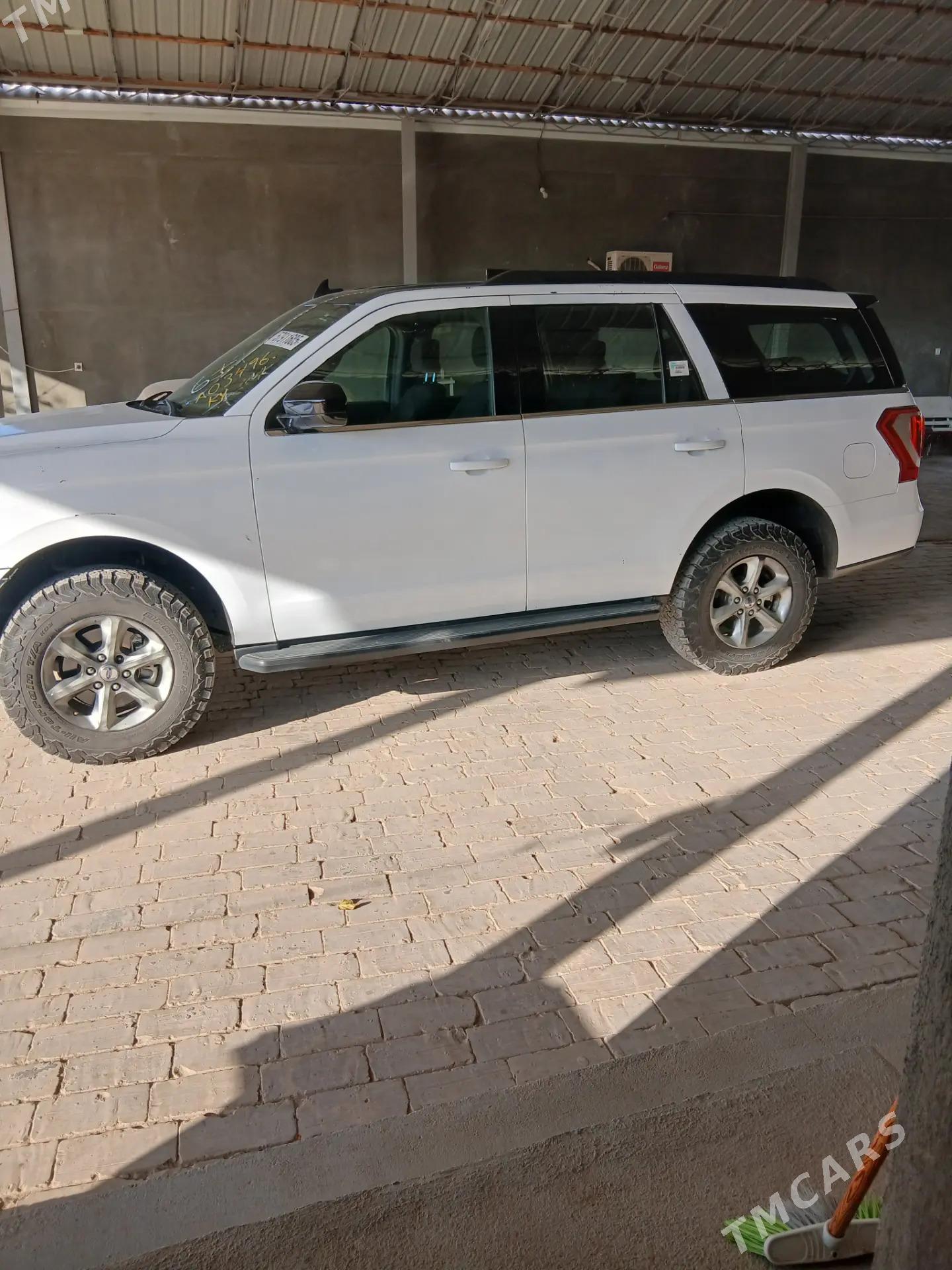 Ford Expedition 2022 - 500 000 TMT - Байрамали - img 8