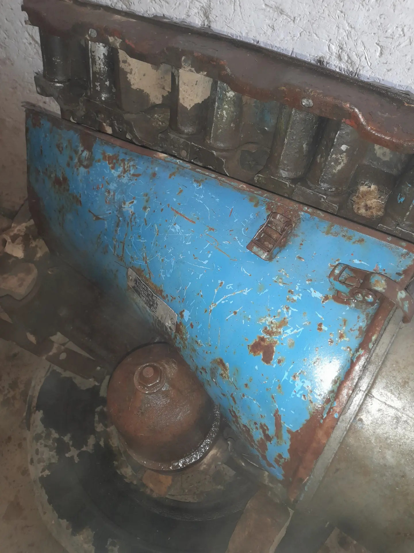 T-28 mator 10 000 TMT - етр. Туркменбаши - img 4