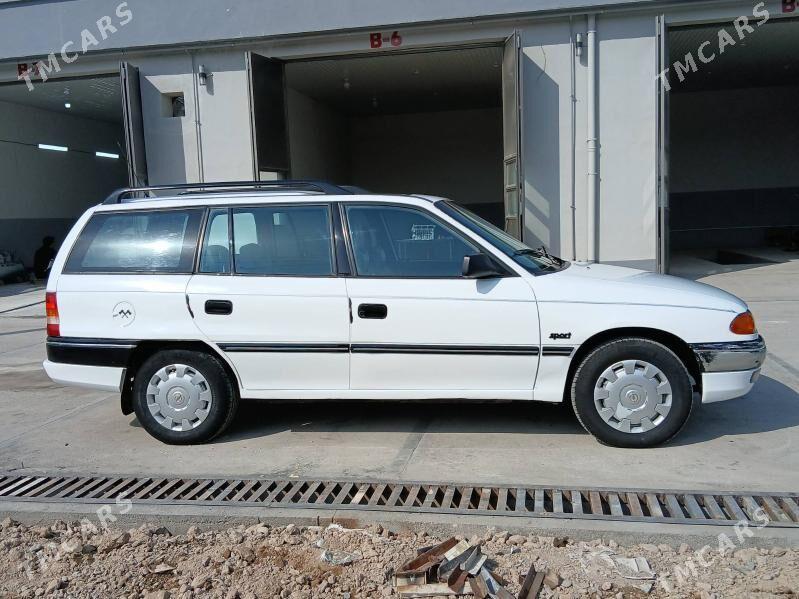 Opel Astra 1992 - 39 000 TMT - Векильбазар - img 3