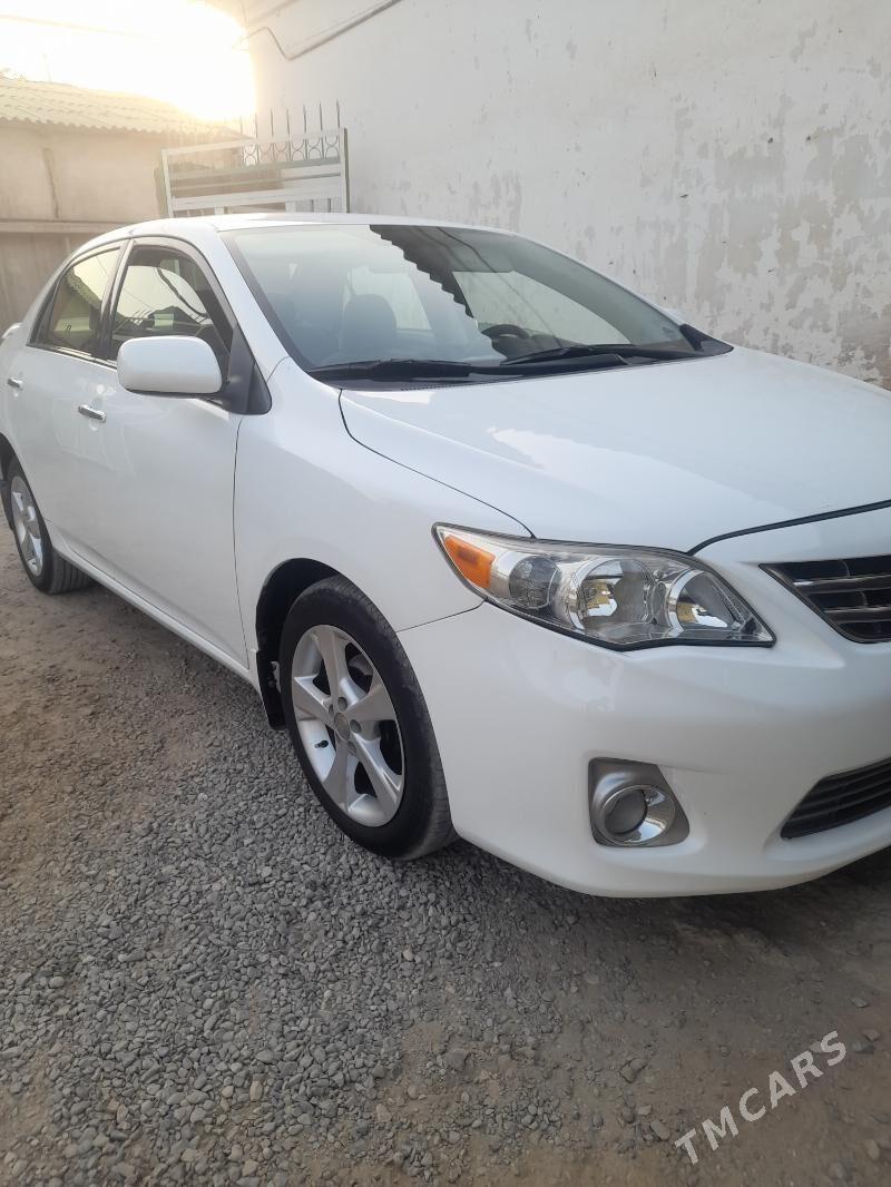 Toyota Corolla 2012 - 162 000 TMT - Кëши - img 3