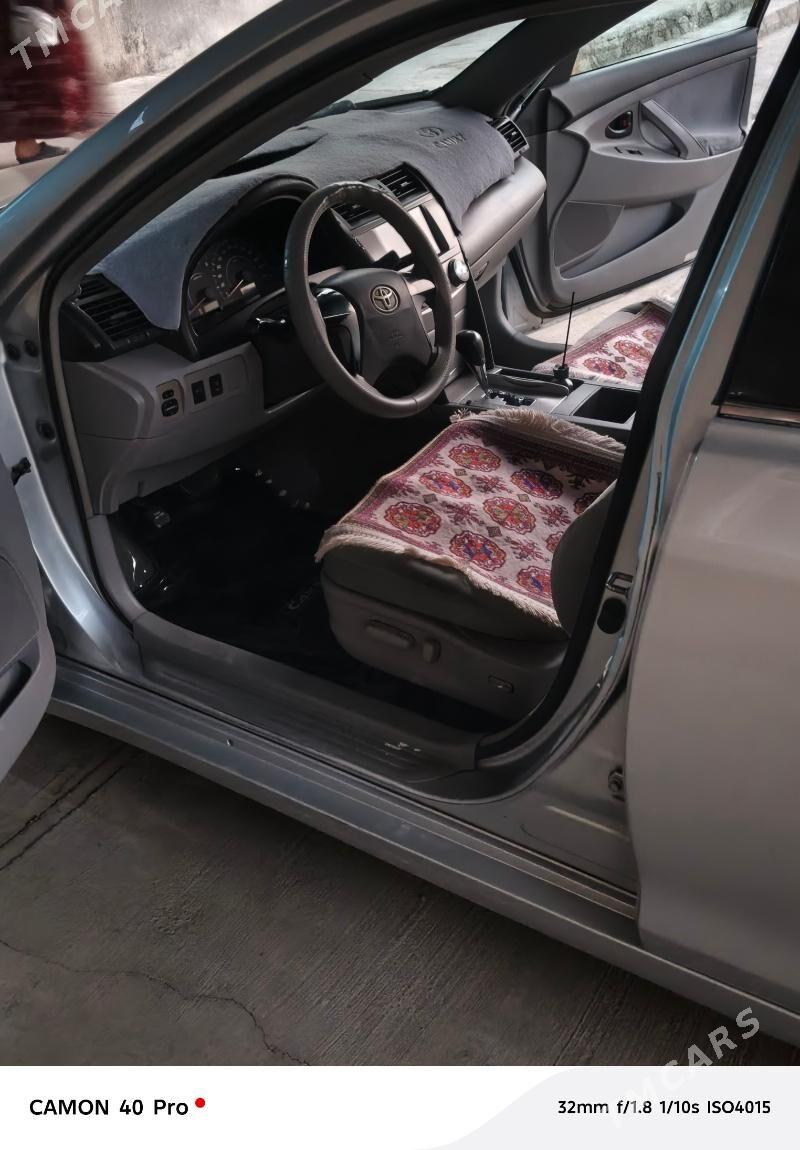 Toyota Camry 2010 - 150 000 TMT - Багир - img 5