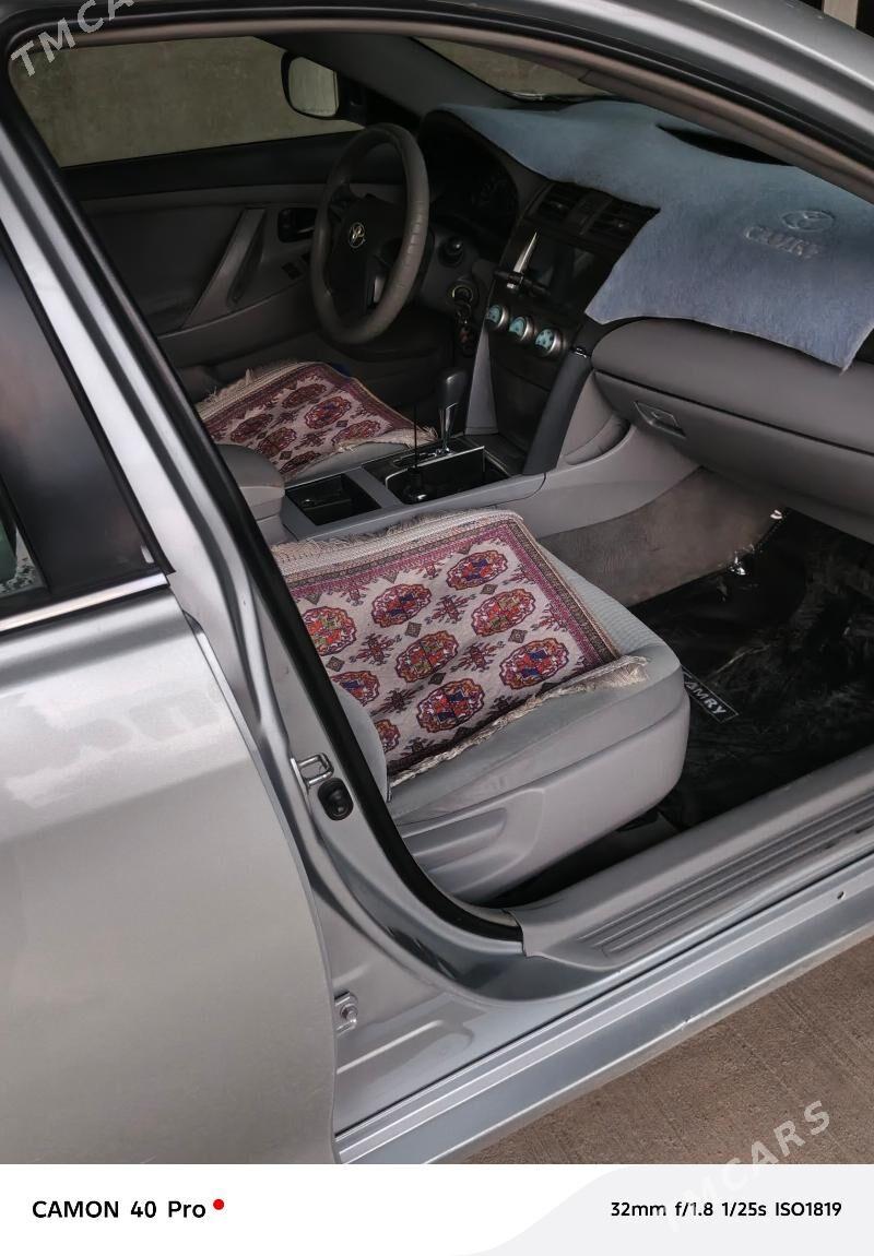 Toyota Camry 2010 - 150 000 TMT - Багир - img 4