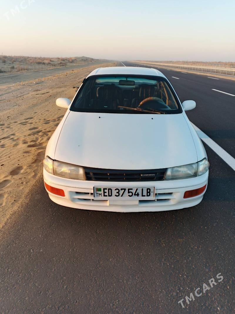 Toyota Carina 1995 - 55 000 TMT - Halaç - img 3