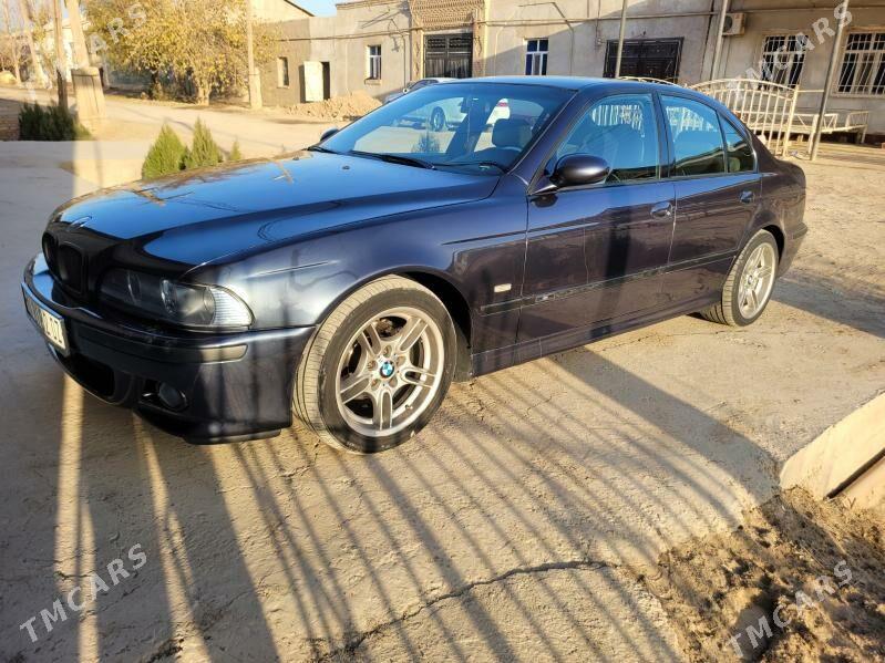 BMW E39 2002 - 135 000 TMT - Гурбансолтан Едже - img 2