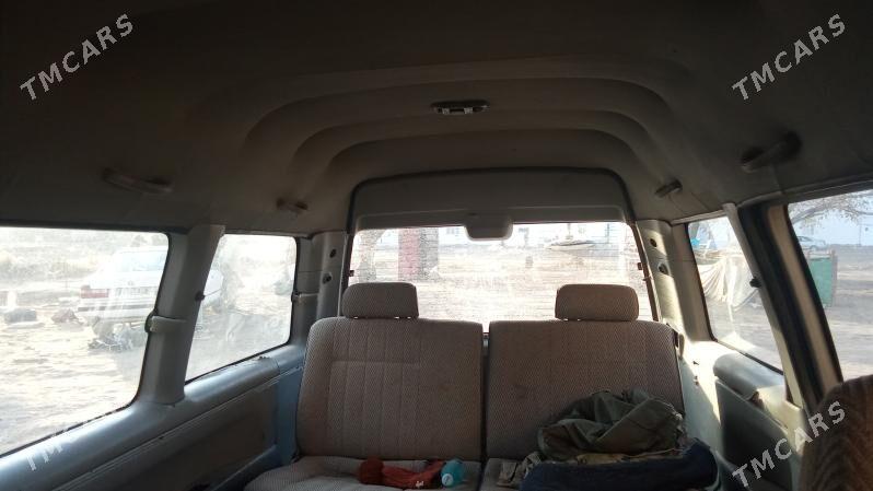 Toyota Town Ace 1992 - 25 000 TMT - Türkmenbaşy etr. - img 5