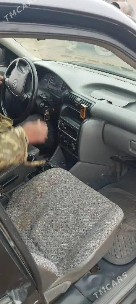 Opel Astra 1994 - 40 000 TMT - Дашогуз - img 3