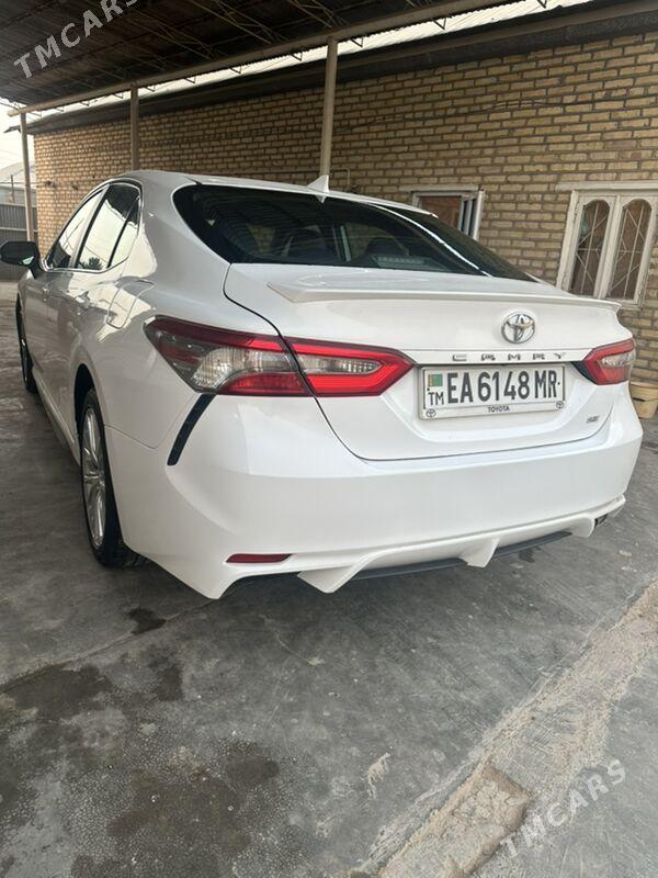 Toyota Camry 2019 - 280 000 TMT - Мары - img 3