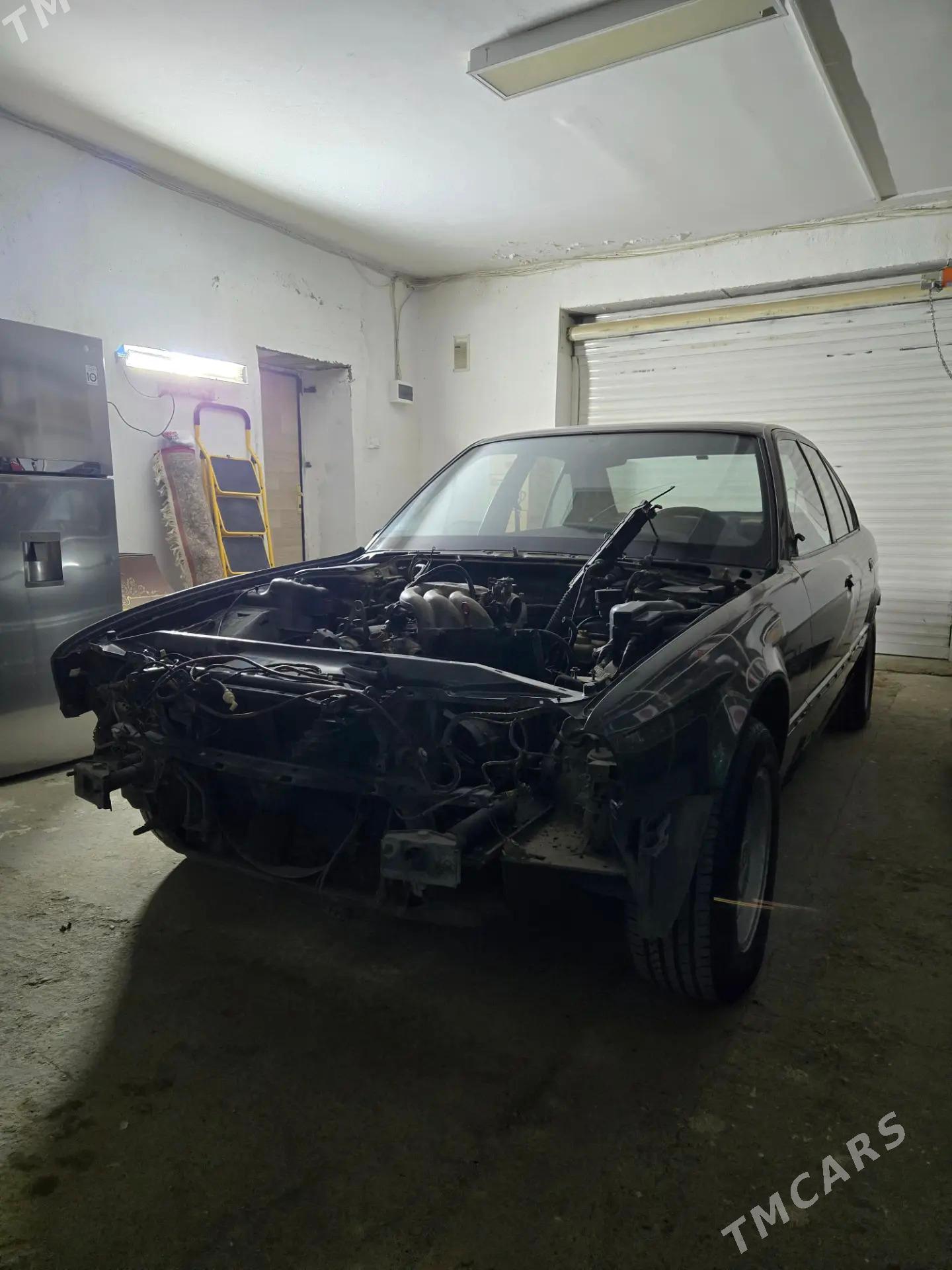 BMW E34 1990 - 35 000 TMT - Balkanabat - img 3