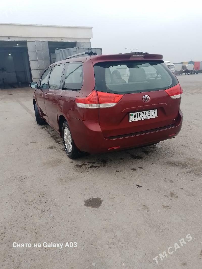 Toyota Sienna 2010 - 310 000 TMT - Görogly (Tagta) - img 6