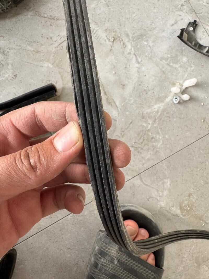 Kia Stinger Şaylary 5 000 TMT - Туркменабат - img 4