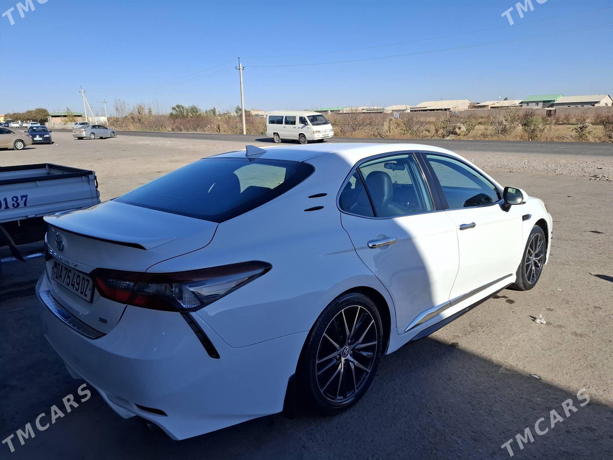 Toyota Camry 2021 - 302 000 TMT - Дашогуз - img 2