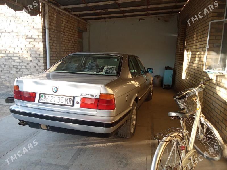 BMW 525 1995 - 80 000 TMT - Baýramaly - img 3