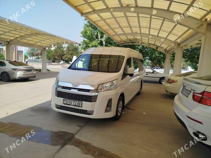 Toyota Hiace 2019 - 690 000 TMT - Aşgabat - img 2