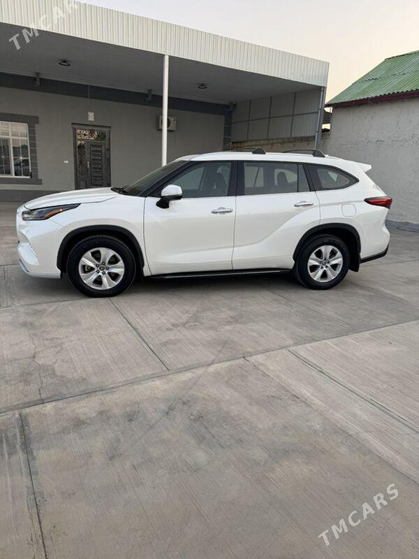 Toyota Highlander 2022 - 540 000 TMT - Ашхабад - img 7